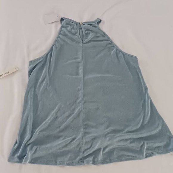 Above & Beyond Medium Halter top style in Ice Blue - Picture 3 of 3
